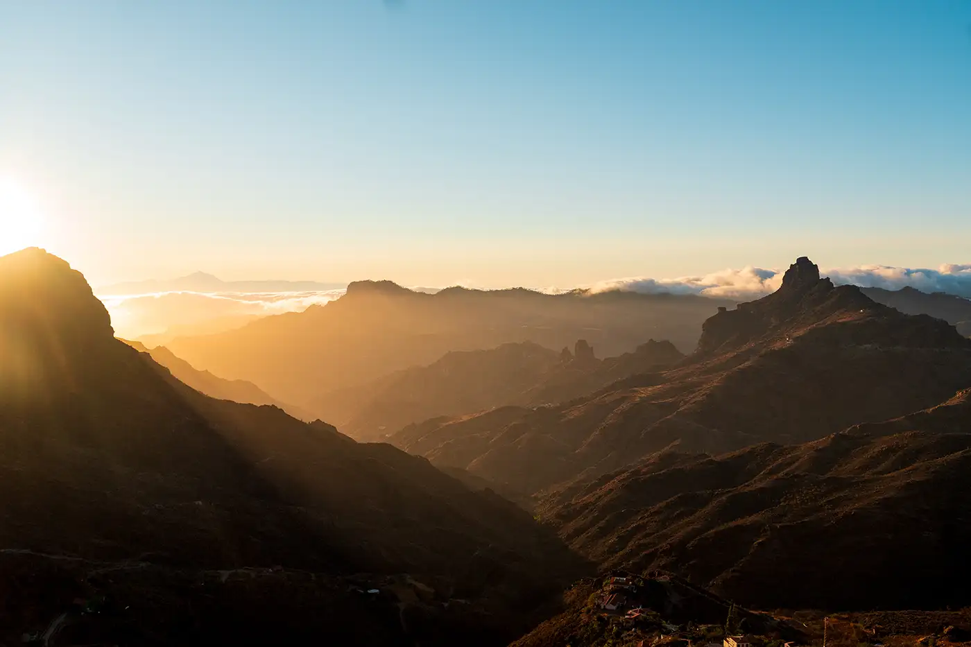 Sunset over the summit of Gran Canaria and Roque Nublo